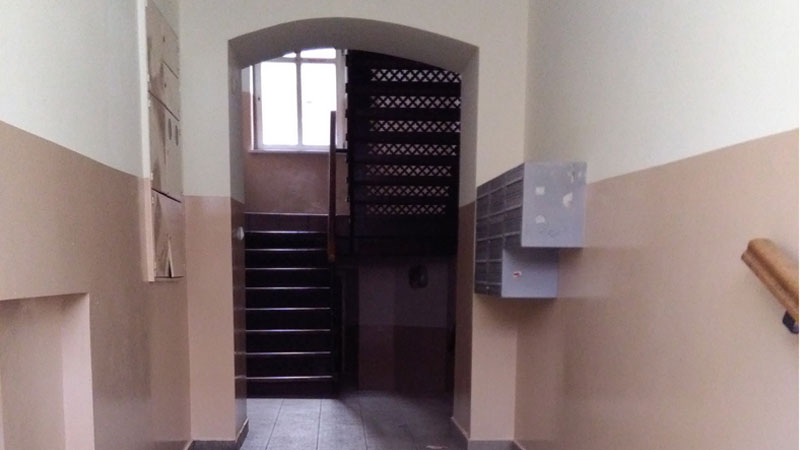 Wyremontowana klatka przy Gliwickiej 55
